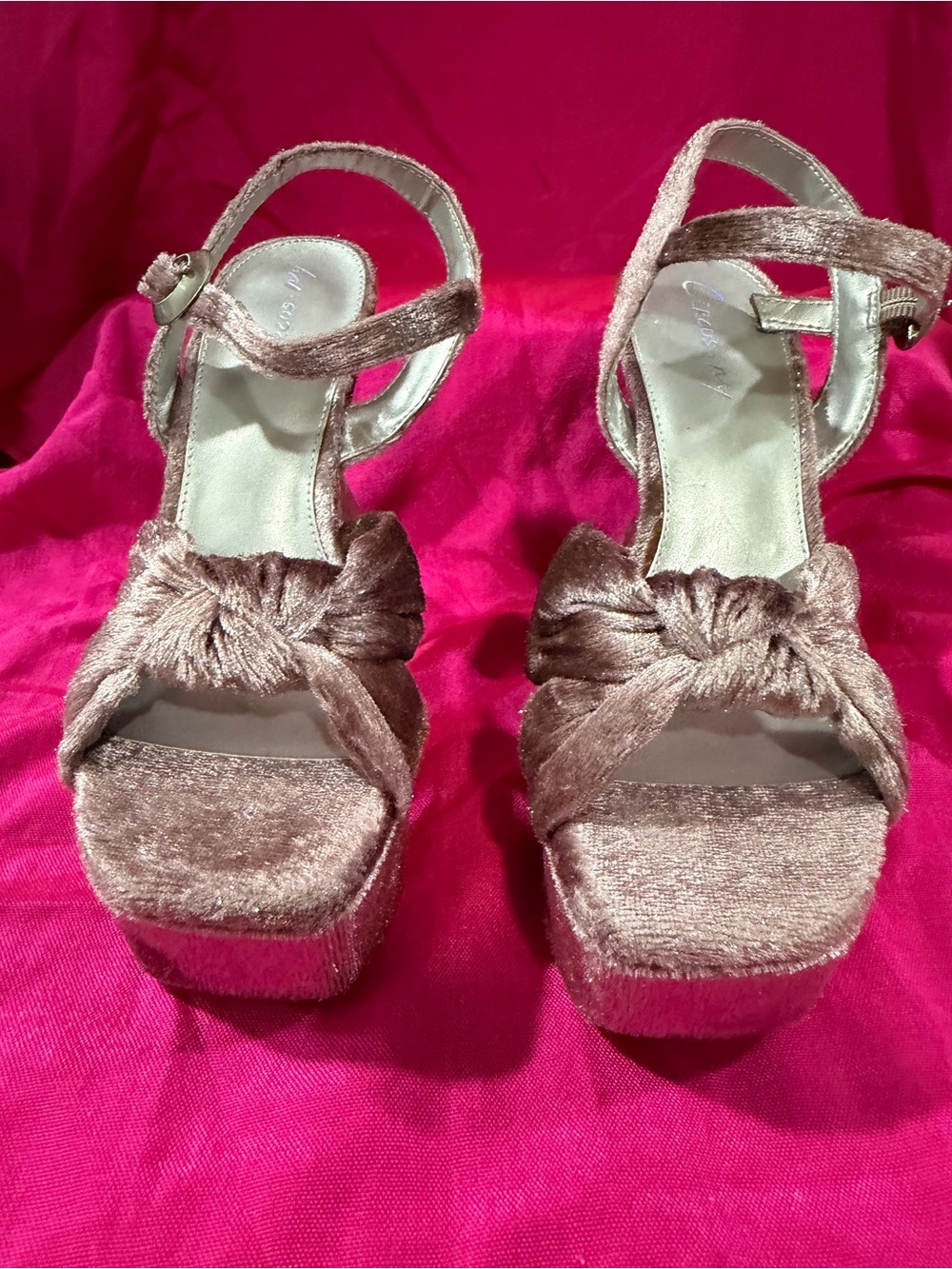Circus by Sam Edelman Audrea jewel lilac velvet platform 37/7 US new